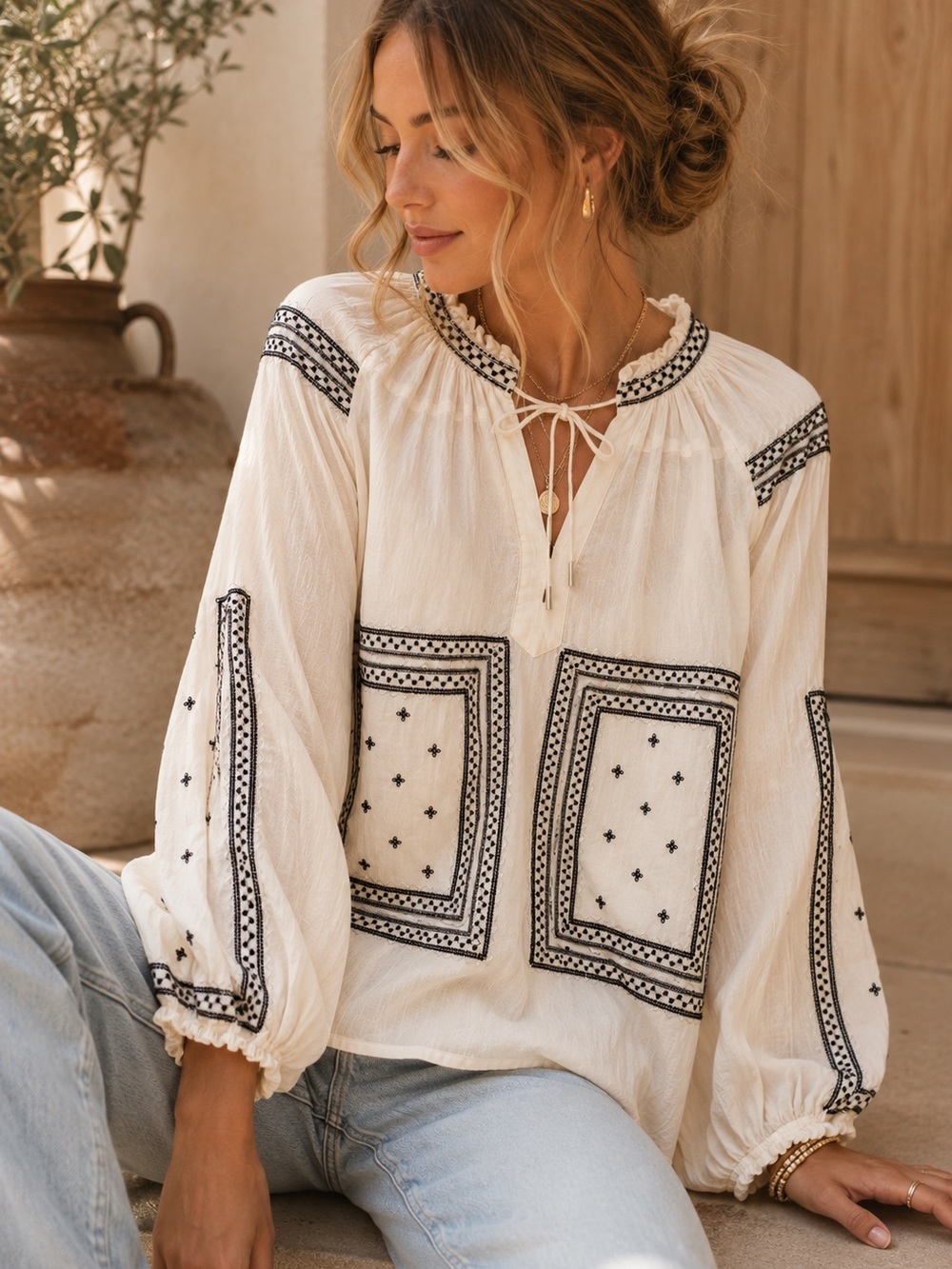 Scarlett Poppies Boho Embroidered Cream w/ Black Detail Peasant Blouse XS S